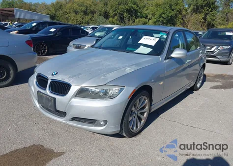 2011 BMW 328I z USA, uszkodzony, nr VIN WBAPH7C50BE678354